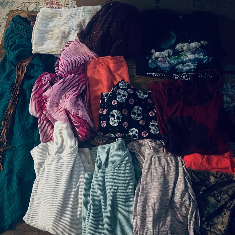 Womens large bundle